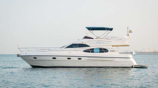 book dubai yachts azimut48ft 1