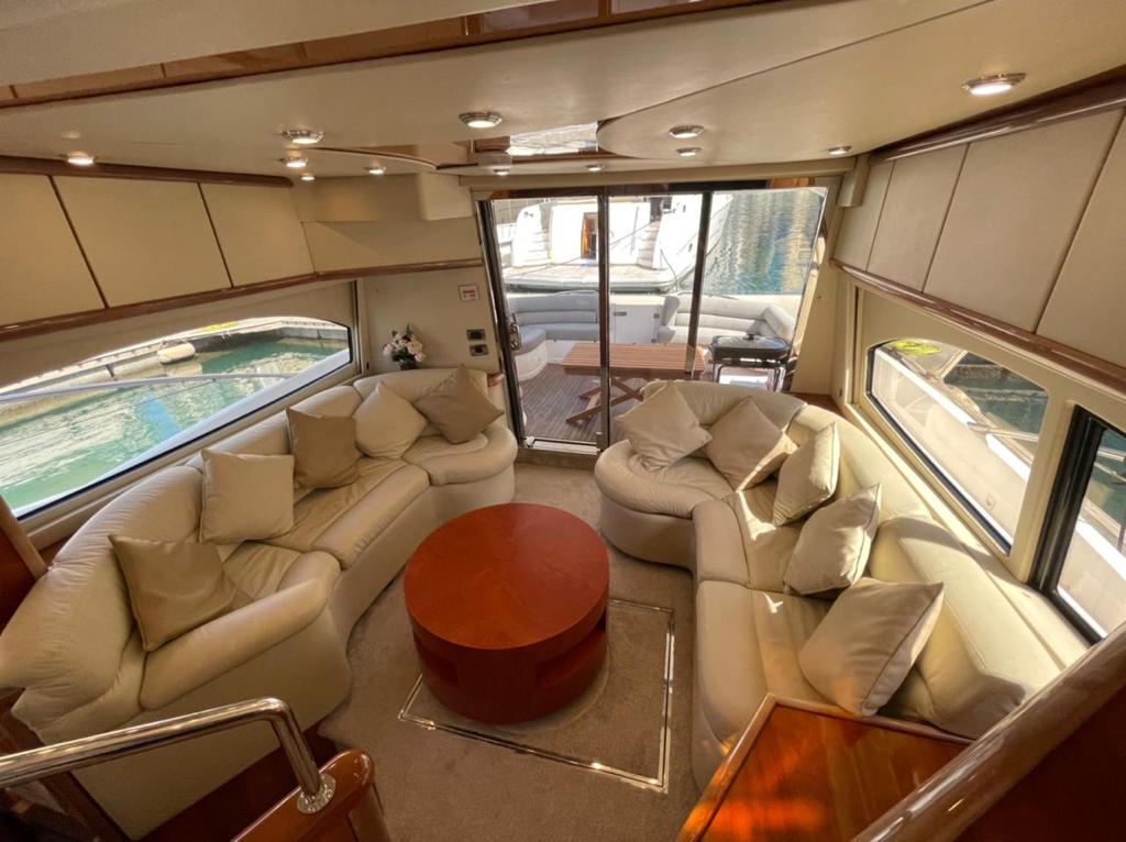 book dubai yachts Sunseeker56ft 2